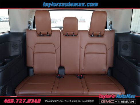 Used 2024 Nissan Pathfinder Platinum AWD/4WD image 7