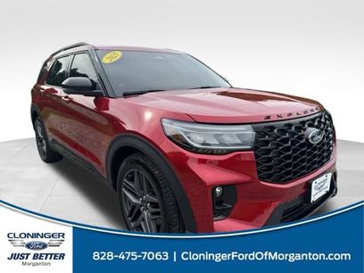 Used 2025 Ford Explorer ST