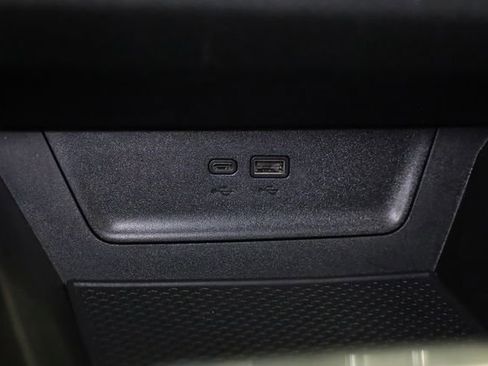 Used 2025 Chevrolet Equinox LT FWD image 23