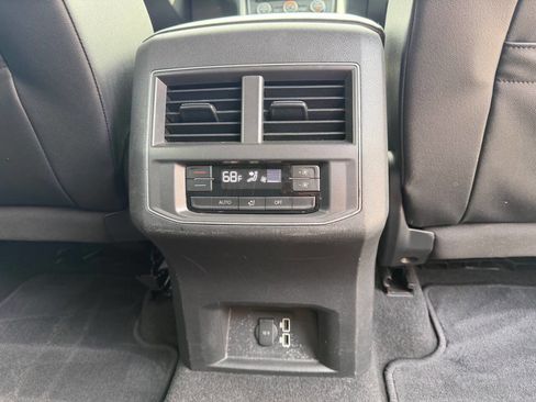Used 2019 Volkswagen Atlas SE w/ Towing Package FWD image 22