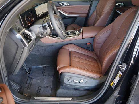 New 2026 BMW X5 xDrive50e w/ Parking Assistance Package image 11