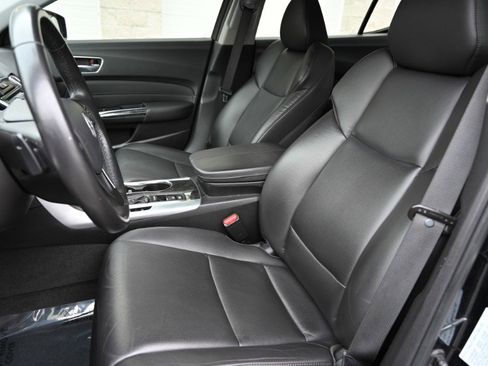 Used 2020 Acura TLX image 16