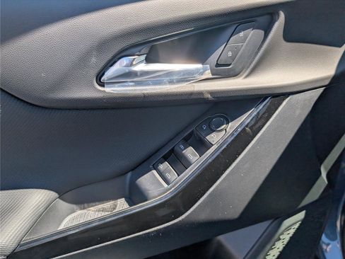 New 2026 Chevrolet Equinox LT FWD image 15