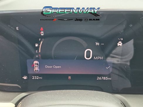 Used 2024 Buick Encore GX Avenir w/ Avenir Convenience Package AWD/4WD image 8