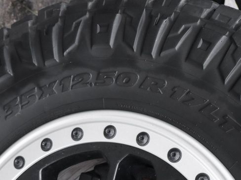 Used 2018 Jeep Wrangler Unlimited Rubicon image 48