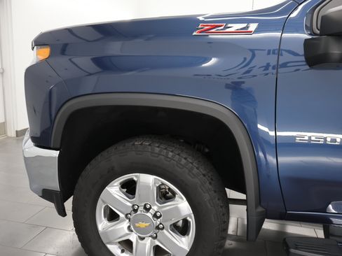 Used 2023 Chevrolet Silverado 2500 LTZ w/ Gooseneck/5TH Wheel Package AWD/4WD image 33