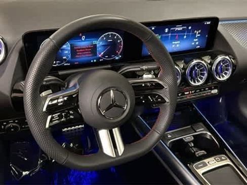 Certified 2025 Mercedes-Benz GLA 250 4MATIC image 24