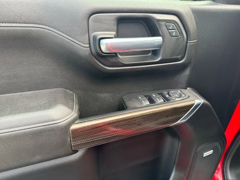 Used 2021 Chevrolet Silverado 1500 LT Trail Boss w/ Convenience Package II image 15