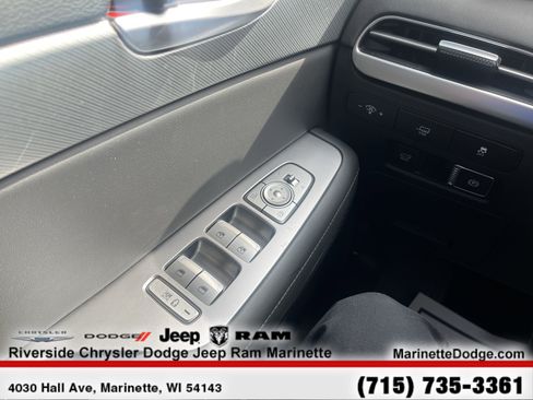 Used 2023 Hyundai Palisade SEL image 25