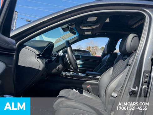 Used 2023 Genesis GV70 3.5T Sport w/ Sport Prestige Package image 11