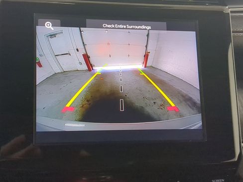 Certified 2024 Jeep Grand Cherokee Altitude image 14