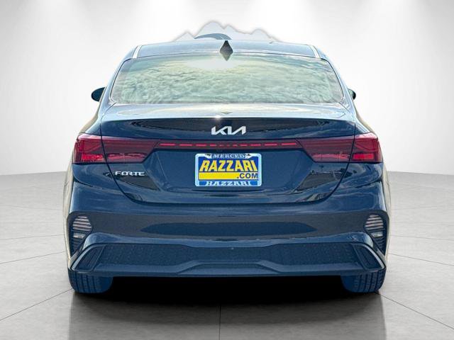 Used 2023 Kia Forte LXS FWD image 4