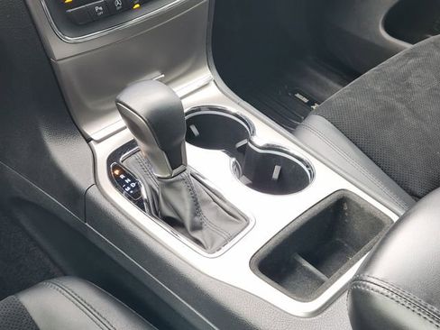 Used 2018 Jeep Grand Cherokee Altitude image 18