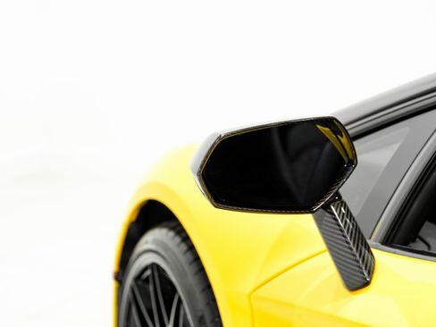 Used 2016 Lamborghini Aventador LP 700-4 image 36