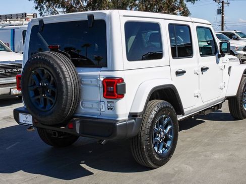 New 2026 Jeep Wrangler Unlimited Sport AWD/4WD image 9