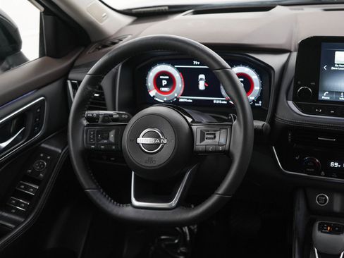 Used 2023 Nissan Rogue Platinum w/ Platinum Premium Package AWD/4WD image 15