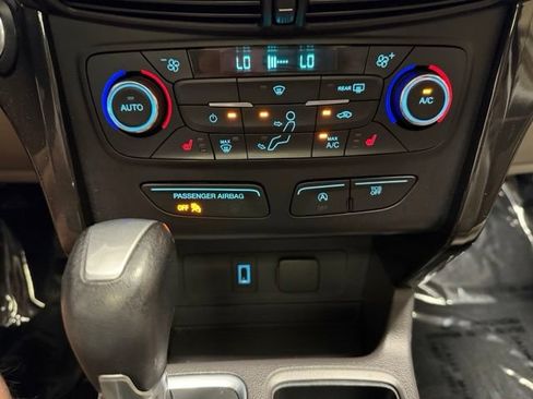 Used 2017 Ford Escape Titanium FWD image 42