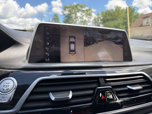 Used 2019 BMW 750i xDrive AWD/4WD image 33