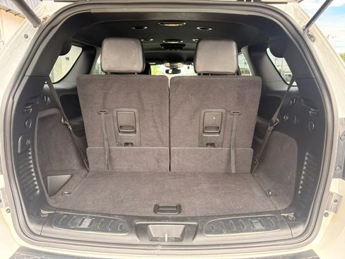 Used 2018 Dodge Durango R/T w/ Blacktop Package AWD/4WD image 7