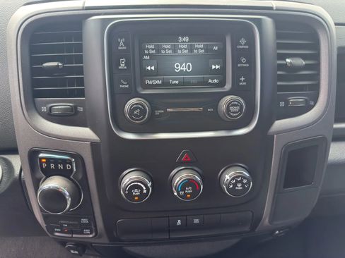 Used 2018 RAM 1500 Express w/ Black Ram 1500 Express Group image 17