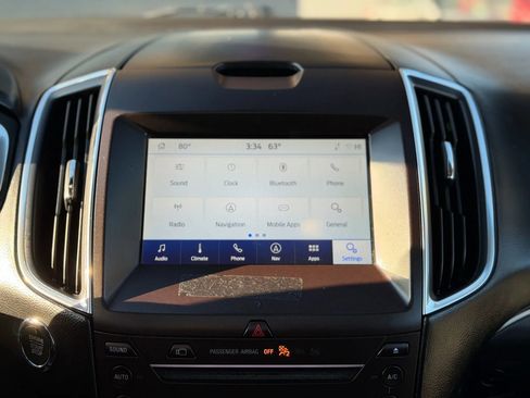 Used 2019 Ford Edge Titanium w/ Equipment Group 301A AWD/4WD image 28