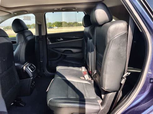 Used 2018 Kia Sorento EX w/ EX Advanced Touring Package FWD image 14