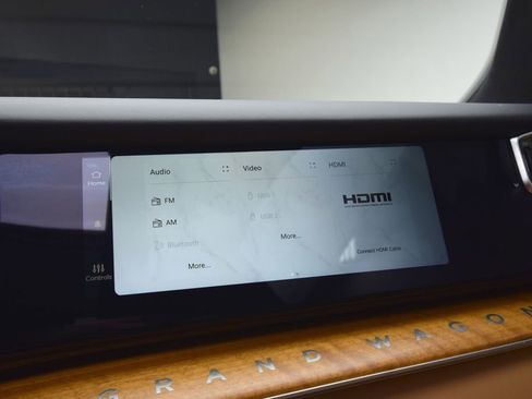 Used 2025 Jeep Grand Wagoneer Series III image 37