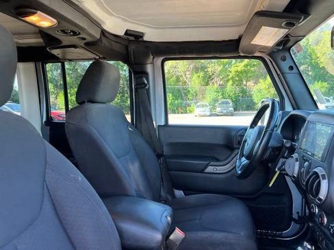 Used 2016 Jeep Wrangler Unlimited Sport w/ Quick Order Package 24S AWD/4WD image 26