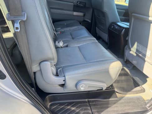 Used 2010 Toyota Sequoia SR5 image 11