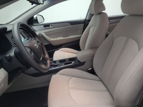 Used 2016 Hyundai Sonata SE image 17