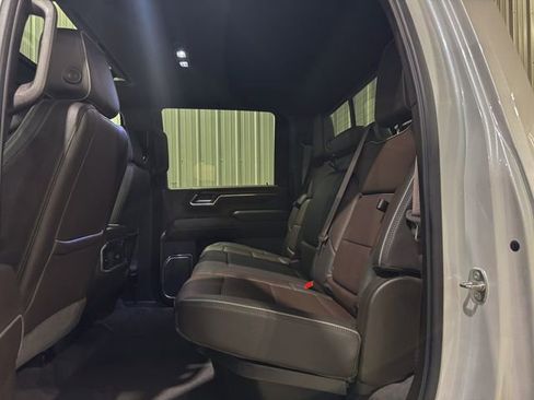 Used 2024 GMC Sierra 2500 Denali w/ Denali Reserve Package AWD/4WD image 21
