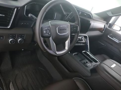 Used 2026 GMC Sierra 2500 Denali w/ Denali Reserve Package AWD/4WD image 18