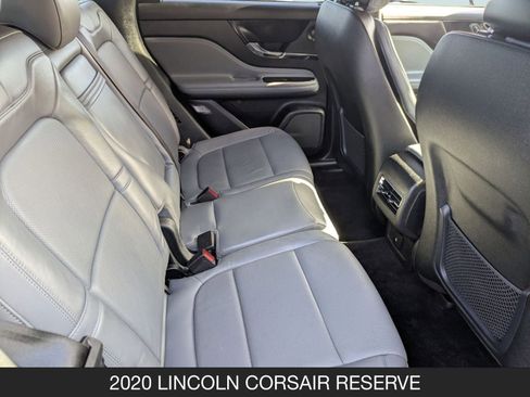 Used 2020 Lincoln Corsair Reserve image 16