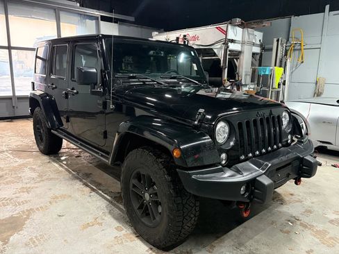 Used 2017 Jeep Wrangler Unlimited Sahara image 1