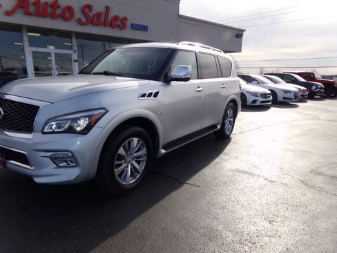 Used 2015 INFINITI QX80 4WD w/ Driver's Assistance Package image 30