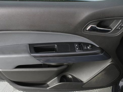 Used 2016 Chevrolet Colorado Z71 image 13