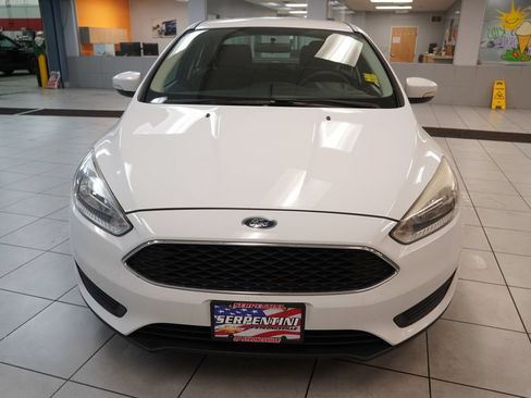Used 2016 Ford Focus SE FWD image 14