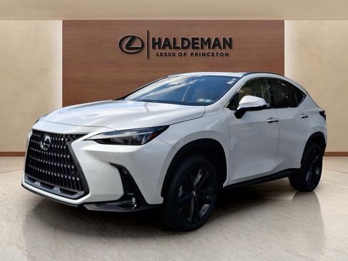 Certified 2023 Lexus NX 450h+ AWD w/ Accessory Package (Z2) image 3