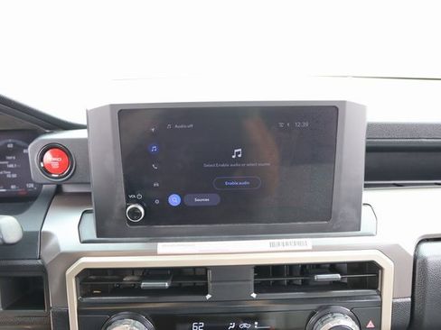 Used 2024 Toyota Tacoma TRD Sport image 16