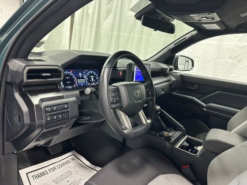 Used 2025 Toyota 4Runner TRD Off-Road AWD/4WD image 15