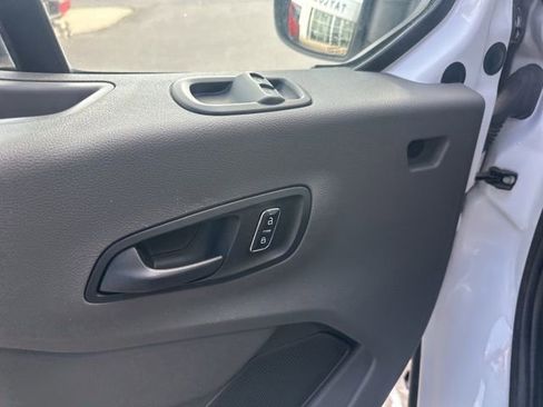 Used 2024 Ford Transit 350 XLT RWD image 33