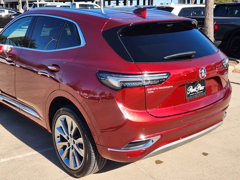 Used 2023 Buick Envision Avenir image 11