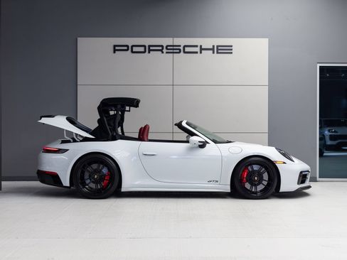 Certified 2022 Porsche 911 Carrera 4 GTS AWD/4WD image 9