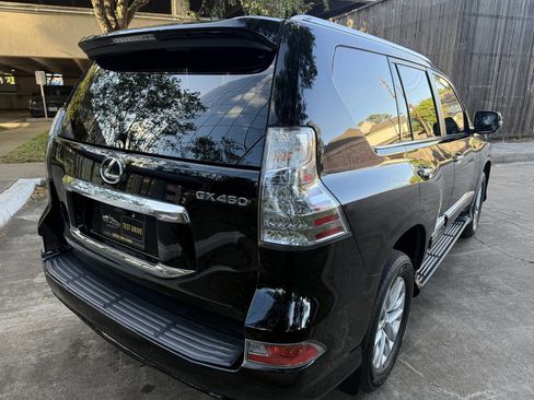 Used 2016 Lexus GX 460 w/ Premium Package image 7