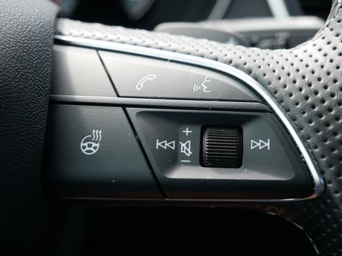 Used 2022 Audi SQ5 Prestige w/ Prestige Package image 27