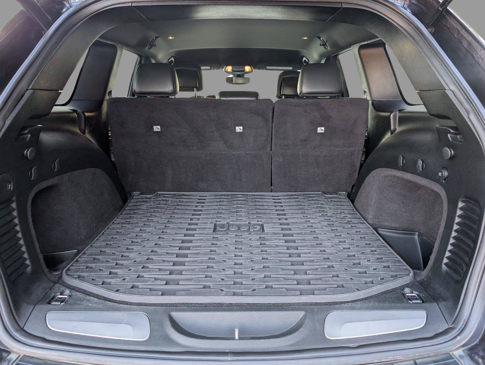 Used 2018 Jeep Grand Cherokee Limited RWD image 5