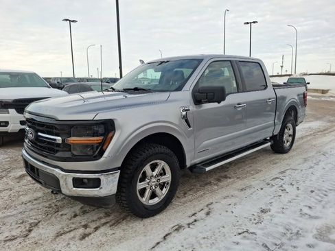 Used 2024 Ford F150 XLT w/ Mobile Office Package image 3