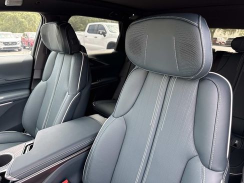 New 2026 Cadillac Lyriq Signature Luxury w/ Nappa Leather Package RWD image 21