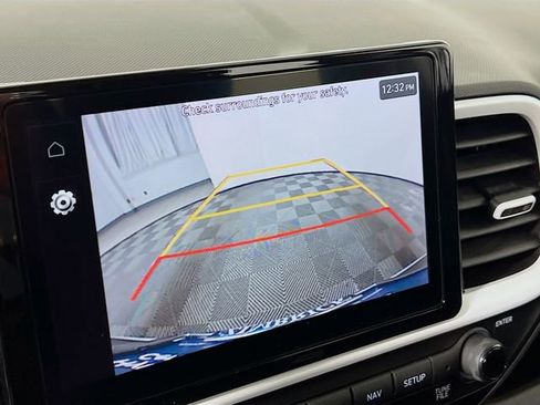 Certified 2023 Hyundai Venue Limited w/ Cargo Package image 13