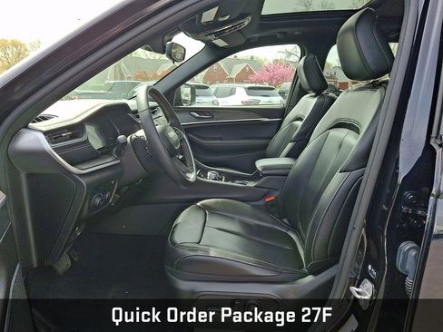 Used 2024 Jeep Grand Cherokee Limited 4xe AWD/4WD image 16